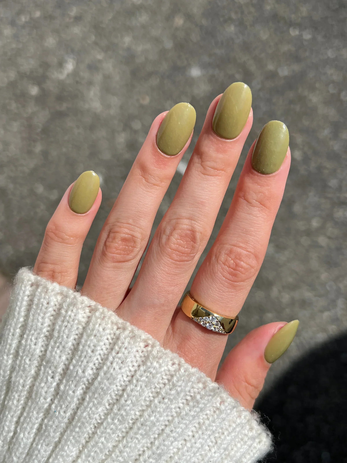 Hoe draag je groene nagels in de herfst?