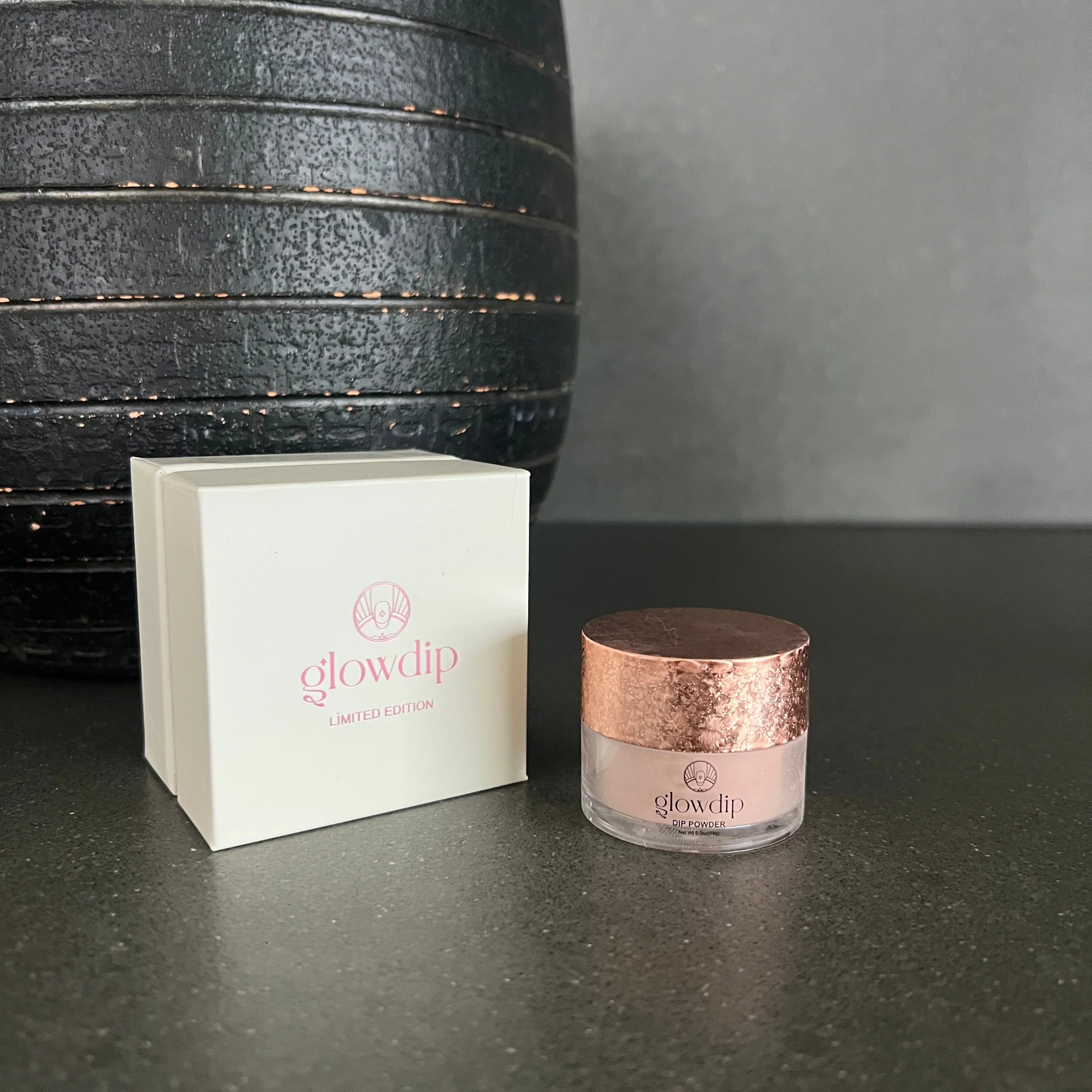 Limited Edition 8 - Peachy Nude Dipping Powder