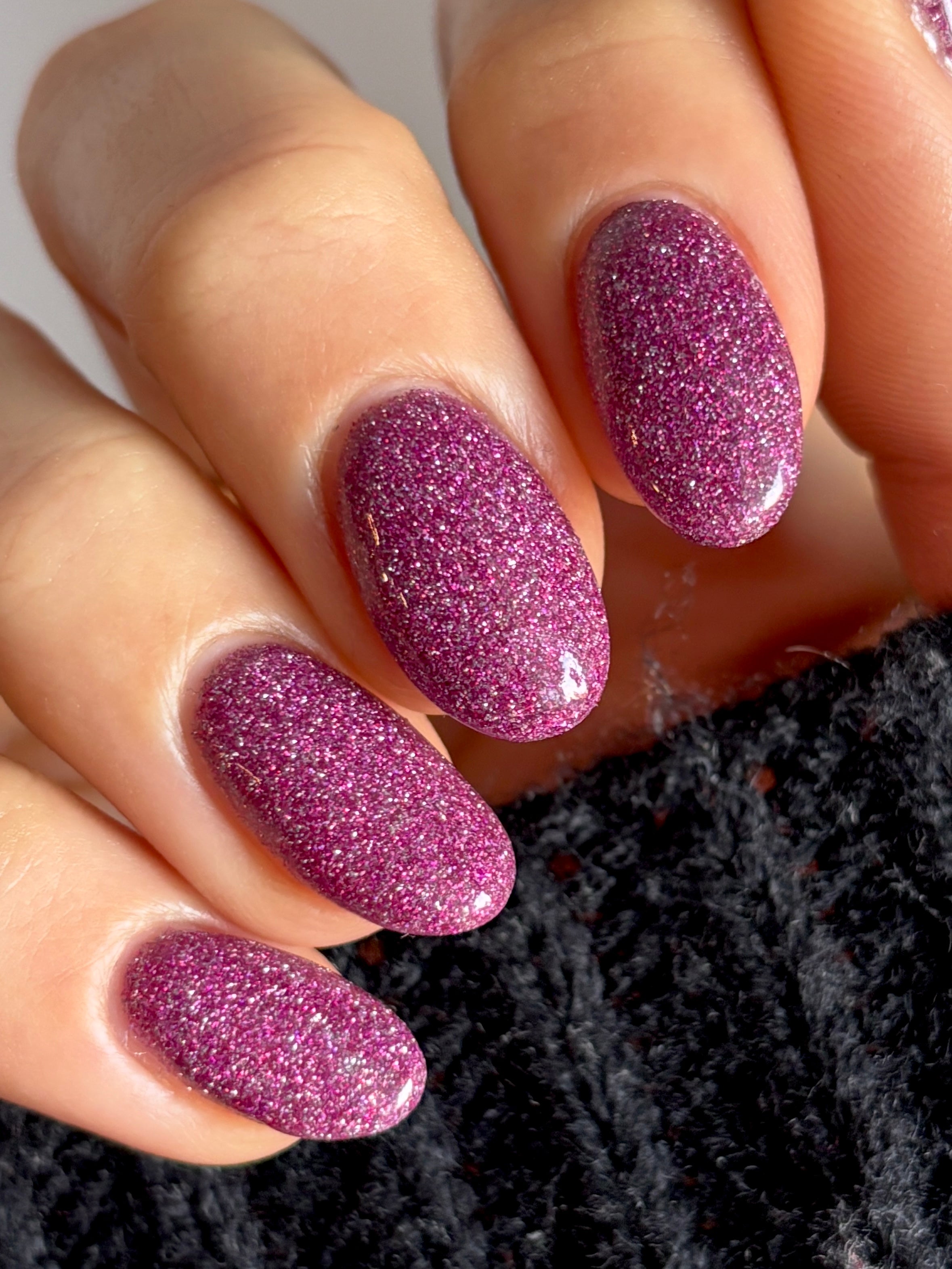 Limited Edition 4 - Reflective Purple Dipping Powder