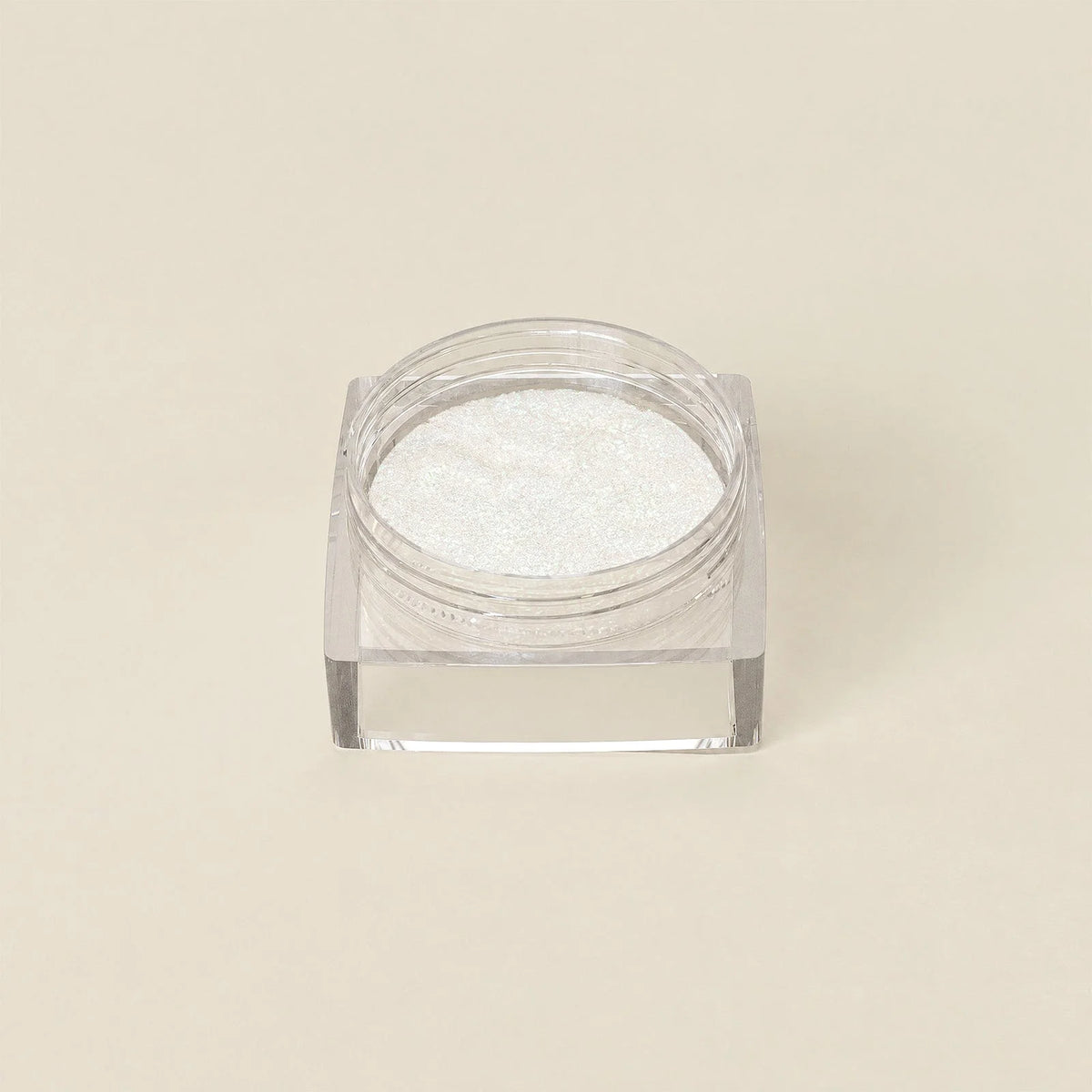 Heldere vierkante pot met witte glinsterende chrome poeder uit de chrome powder bundle van 5 kleuren